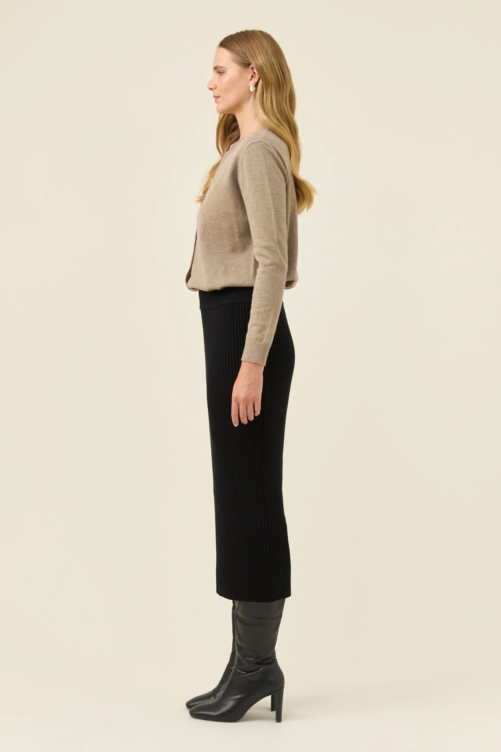 Juno Knit Skirt / Onyx - Image 5